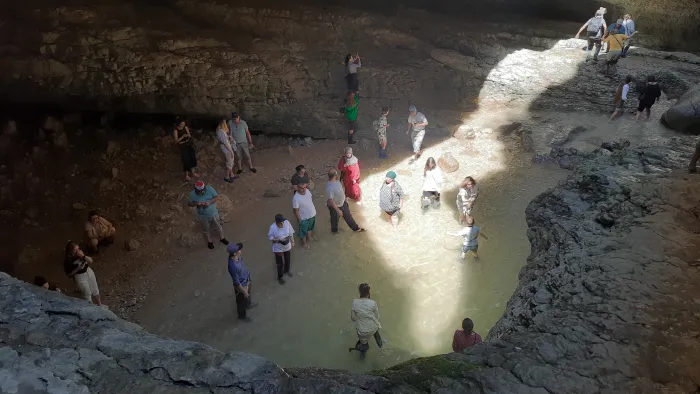 Салтинский подземный водопад