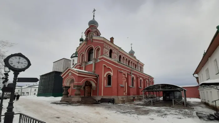 Церкви и храмы Ленинградской области Староладожский Никольский монастырь