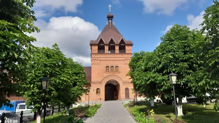 Монастырь в Комаровке