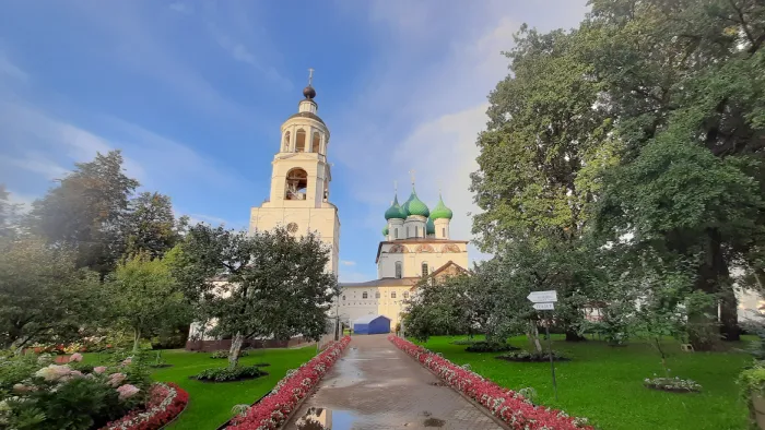 Свято-Введенский Толгский женский монастырь
