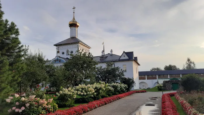 Свято-Введенский Толгский женский монастырь