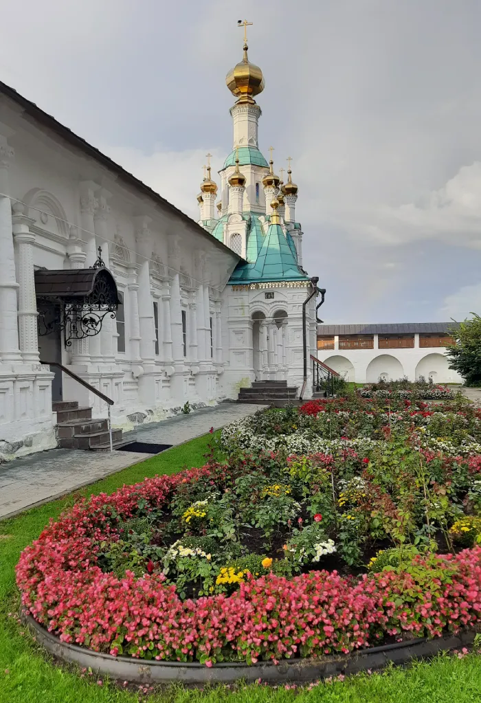 Свято-Введенский Толгский женский монастырь Спасская церковь