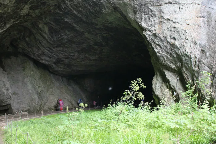 Вход в пещеру Шульган Таш