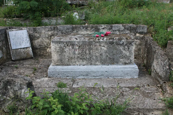 Пятигорский некрополь могила фон Сталя