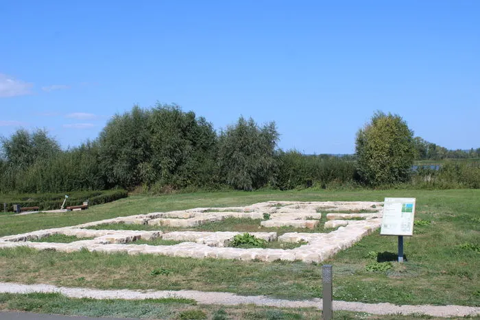 Древний фундамент в Болгаре