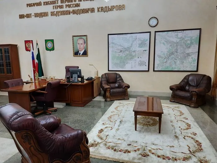 Экскурсия по Грозному Рабочий кабинет Ахмата Кадырова