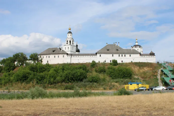 Успенский мужской монастырь в Свияжске