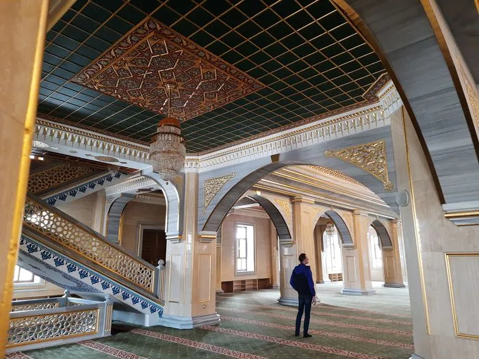 В мечети Сердце Чечни