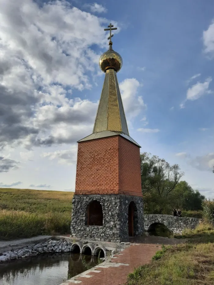 Святой источник в селе Вечканово