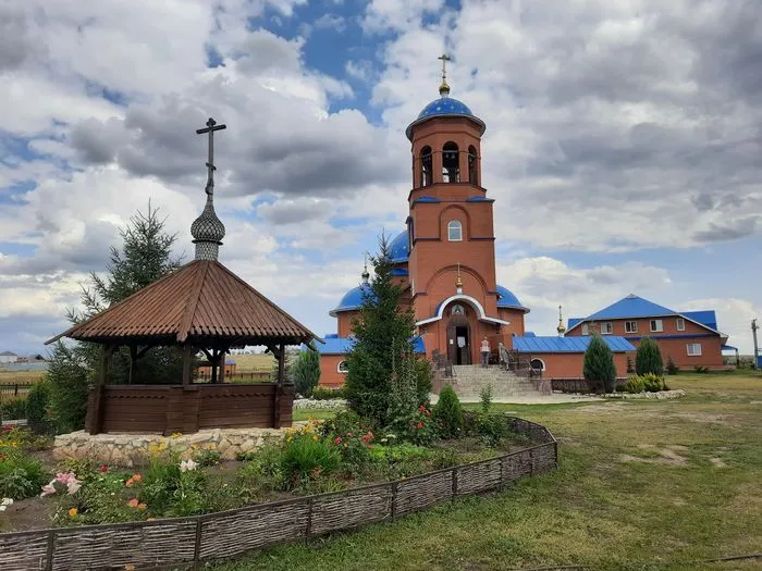 Покровский монастырь в селе Чубовка