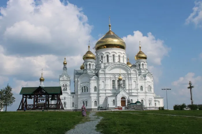 Крестовоздвиженский храм в Пермском крае
