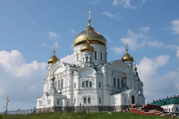 Церкви и храмы Пермского края Крестовоздвиженский храм
