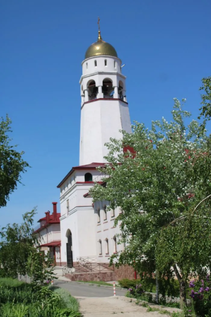 Мужской монастырь в Винновке Колокольня в виде маяка