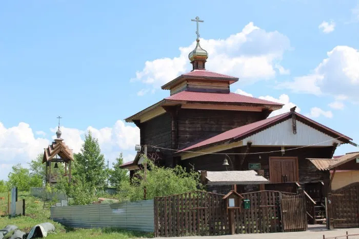 Церковь Дмитрия Солунского в селе Сырейка
