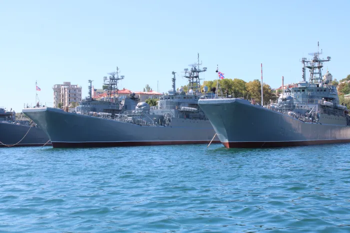 Прогулка по Севастополю Корабли Черноморского флота