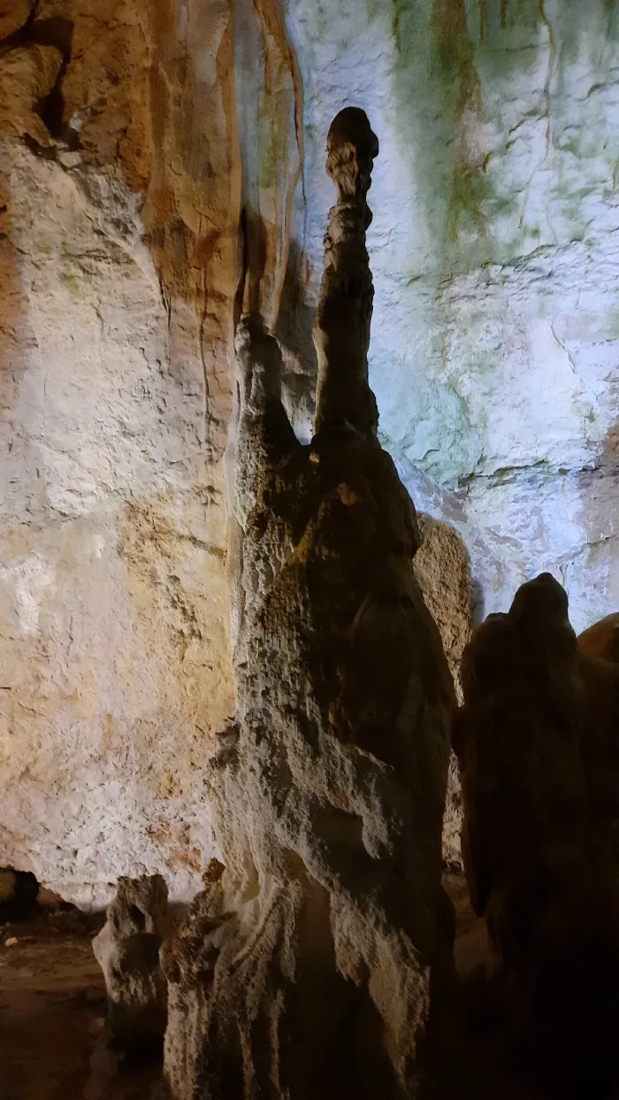 Мраморная пещера Галерея сказок