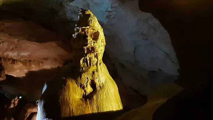 Мамонтовая пещера Белый спелеолог