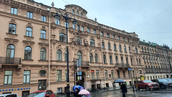 Здания Старого Петербурга