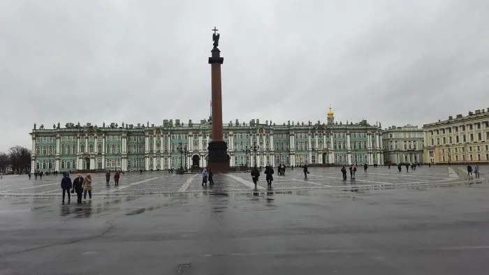 Прогулка по Санкт-Петербургу Дворцовая площадь