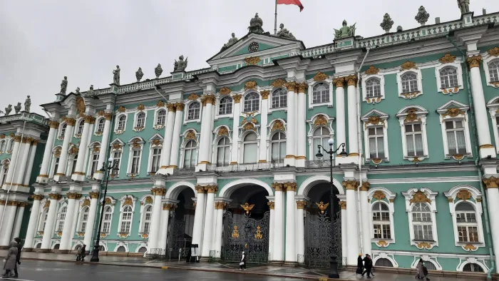 Прогулка по Санкт-Петербургу Зимний дворец