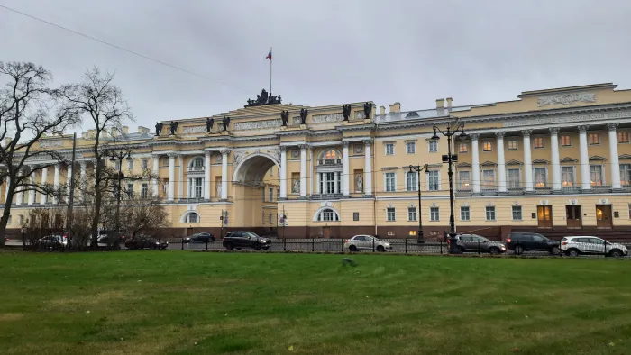 Прогулка по Санкт-Петербургу Здание Сената