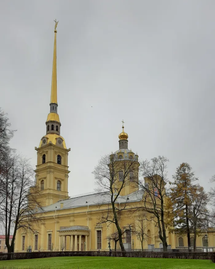 Церкви и храмы Ленинградской области Петропавловский собор