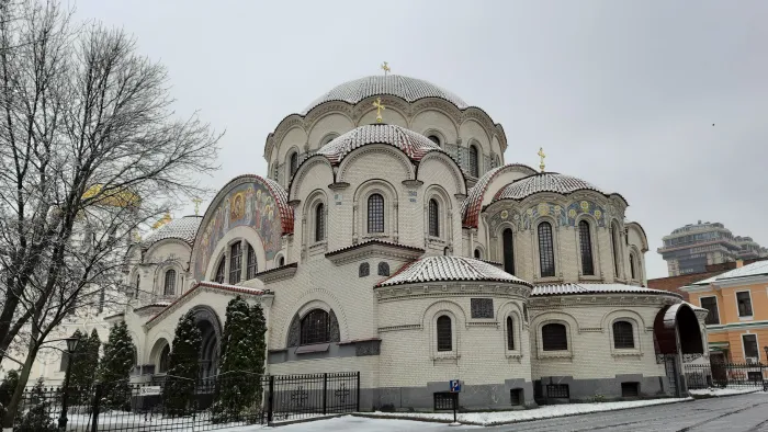 Воскресенский Новодевичий монастырь Казанская церковь