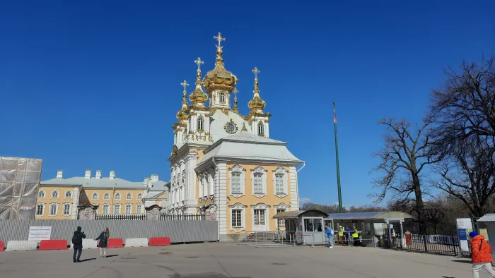 Петергоф Большой дворец Петропавловская церковь