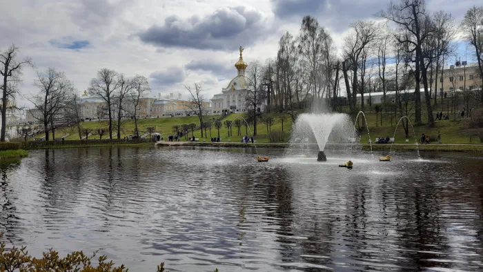 Петергоф Китовый фонтан