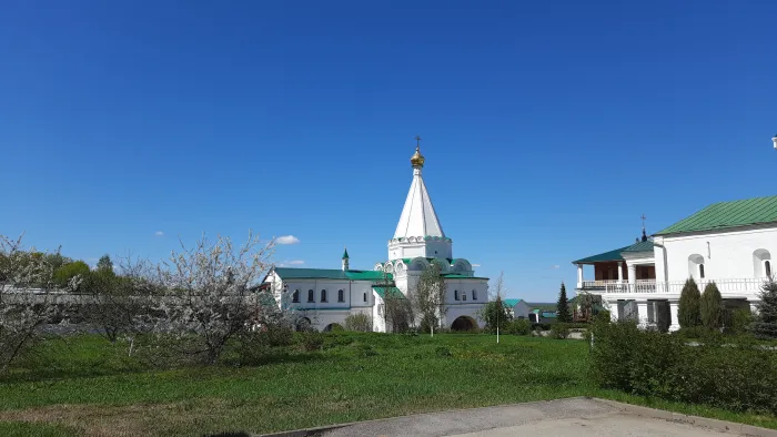 На территории Вознесенского Печерского монастыря