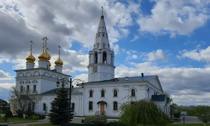 Сергиевская слобода Знаменская церковь